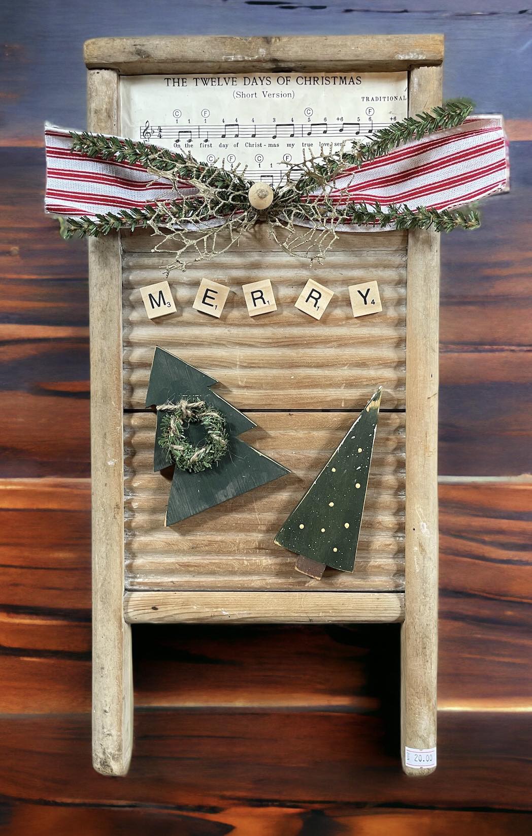 Up-cycled Vintage Christmas Washboard